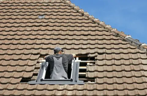Pose de velux - Montmacq